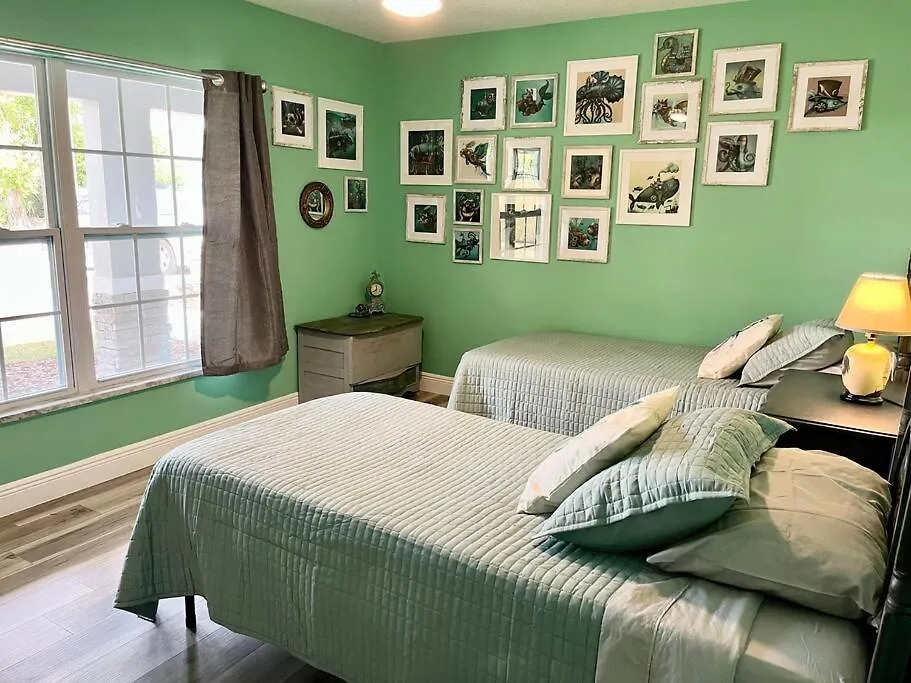 Holiday home Sanford'S Seahaven Villa