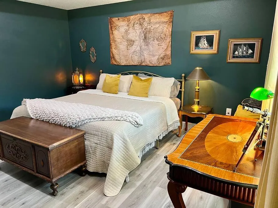 Sanford'S Seahaven Villa Holiday home